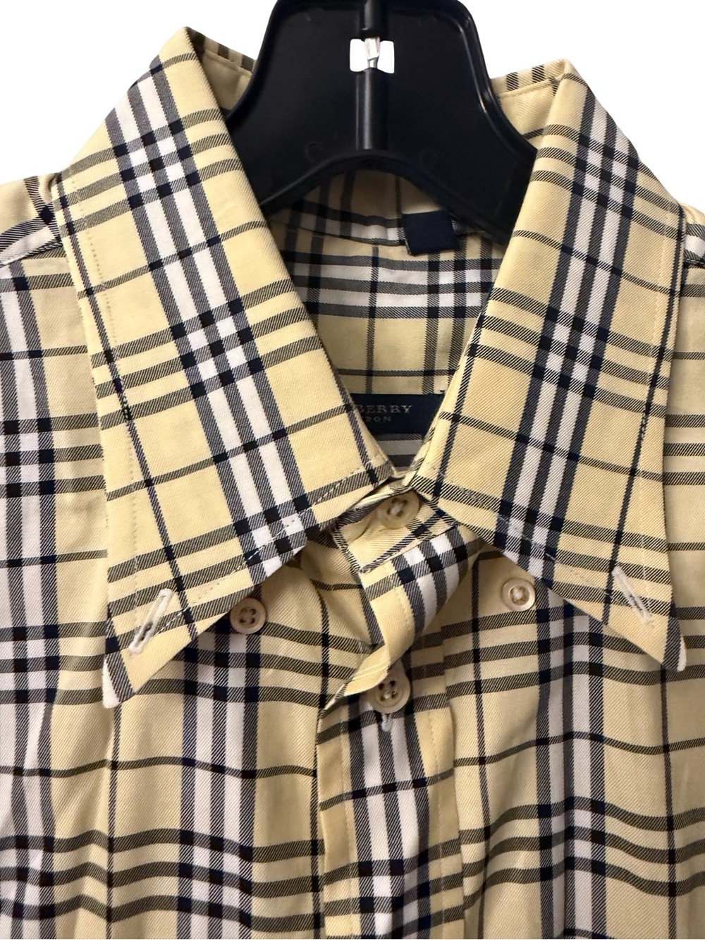 Burberry Men’s Yellow Plaid Sz Medium button down Dress shirt